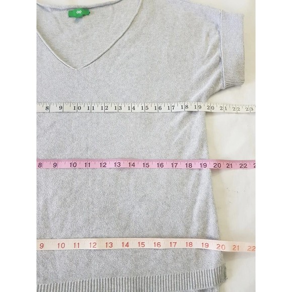 Dip Womens Sweater Top Size Medium Gray Short Sleeve Ribbed Roll Neckline Slit - Picture 11 of 12